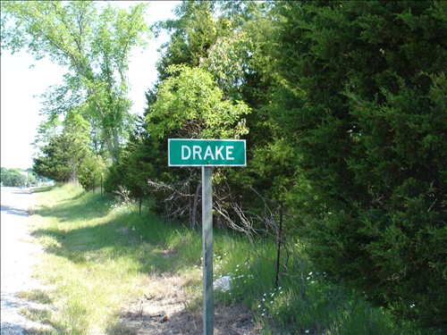 DSC01227 Sign for Drake MO6.jpg. Uploaded by Marie Hoffmann on 6/2/2005. 