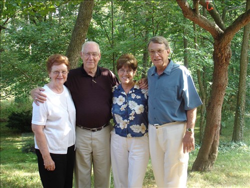 Marie's Father's brother & wife visited KC from Phoenix on Tuesday. DSC01640 2005-08-16 Victor, Lorraine, Gerry Marie 001.jpg. Uploaded by Marie Hoffmann on 8/28/2005. 
