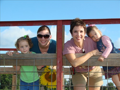 Jeanella, Valerie, Lydia (Valerie's BFF) & Joni. Aplin Farms 2007 (69).jpg. Uploaded by Jeanella & Stacy Clark on 10/8/2007. 