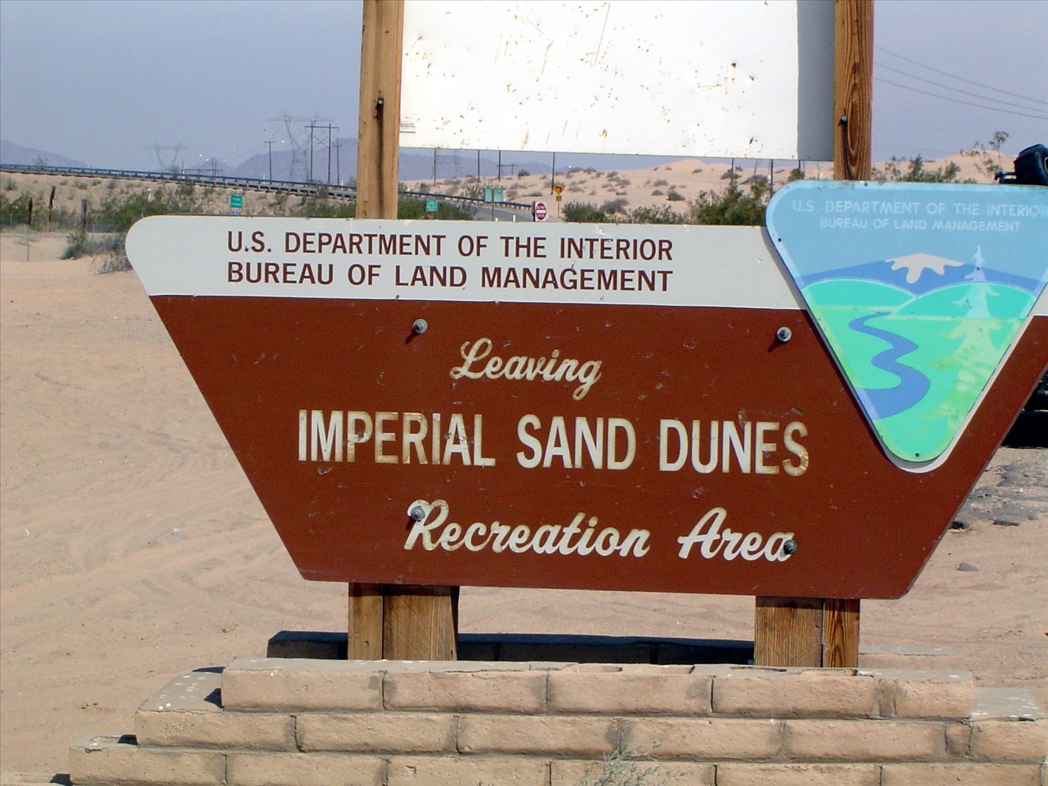 Sand Dunes on the way to San Diego. DSC00476.jpg. Uploaded by Erik Hoffmann on 2/24/2004. 