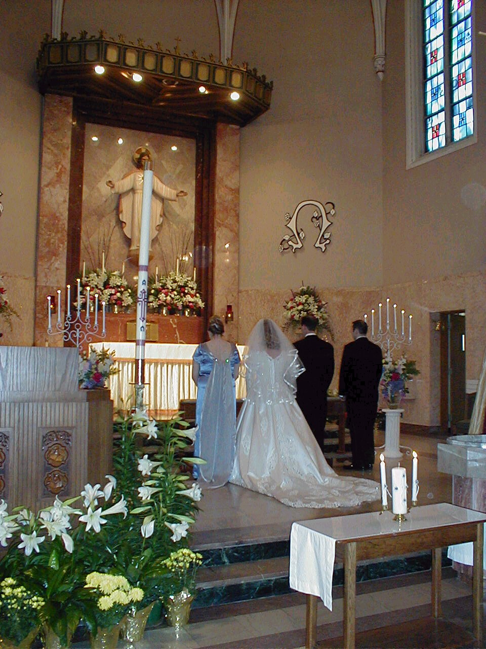 weddingceremony2.bmp. Uploaded by Erik Hoffmann on 1/18/2004. 