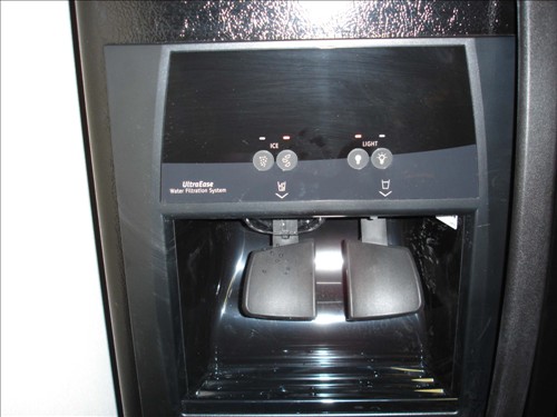 Refrigerator side by side, water & ice in door, black. DSC02705.jpg. Uploaded by Marie Hoffmann on 1/13/2007. 